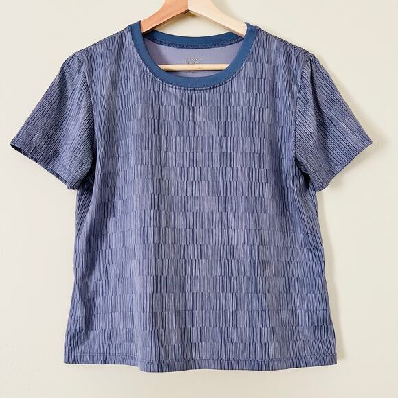 Patagonia Cropped Capilene Baselayer Tee Ice Blue Print Medium USA Made Shirt - Picture 1 of 3